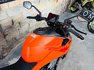 Used 2025 Ktm 990 Duke Orange - Interior and Exterior details 8