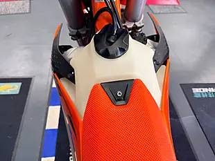 Used 2025 Ktm Exc-F Champion Edition Orange - Interior and Exterior details 13