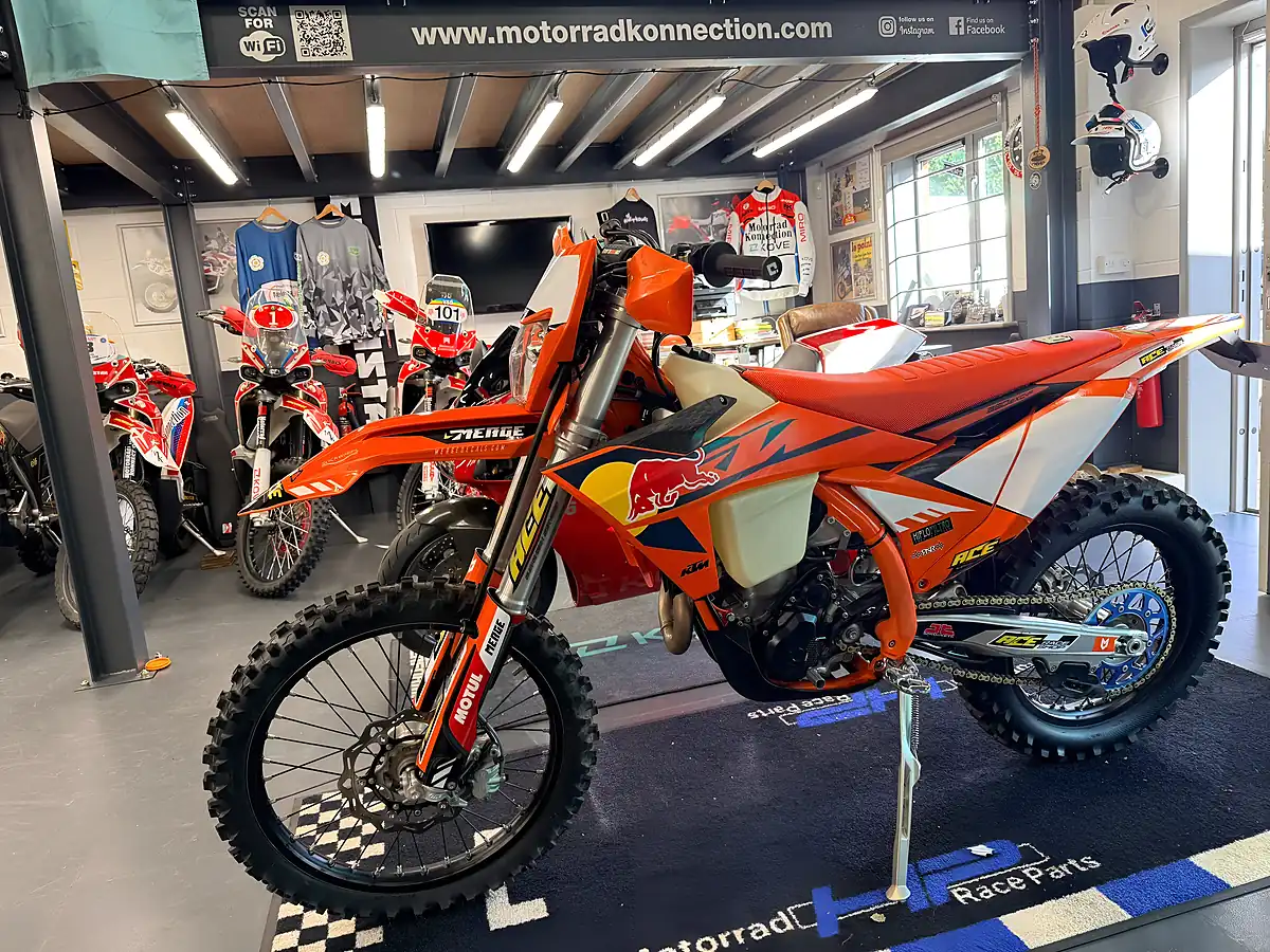 Used 2025 Ktm Exc-F Champion Edition Orange - Interior and Exterior details 5