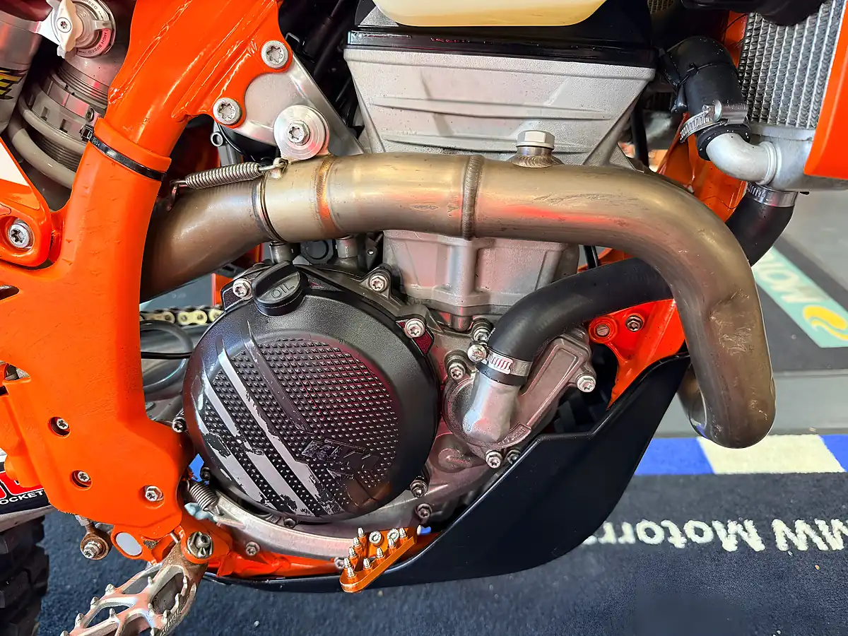 Used 2025 Ktm Exc-F Champion Edition Orange - Interior and Exterior details 7