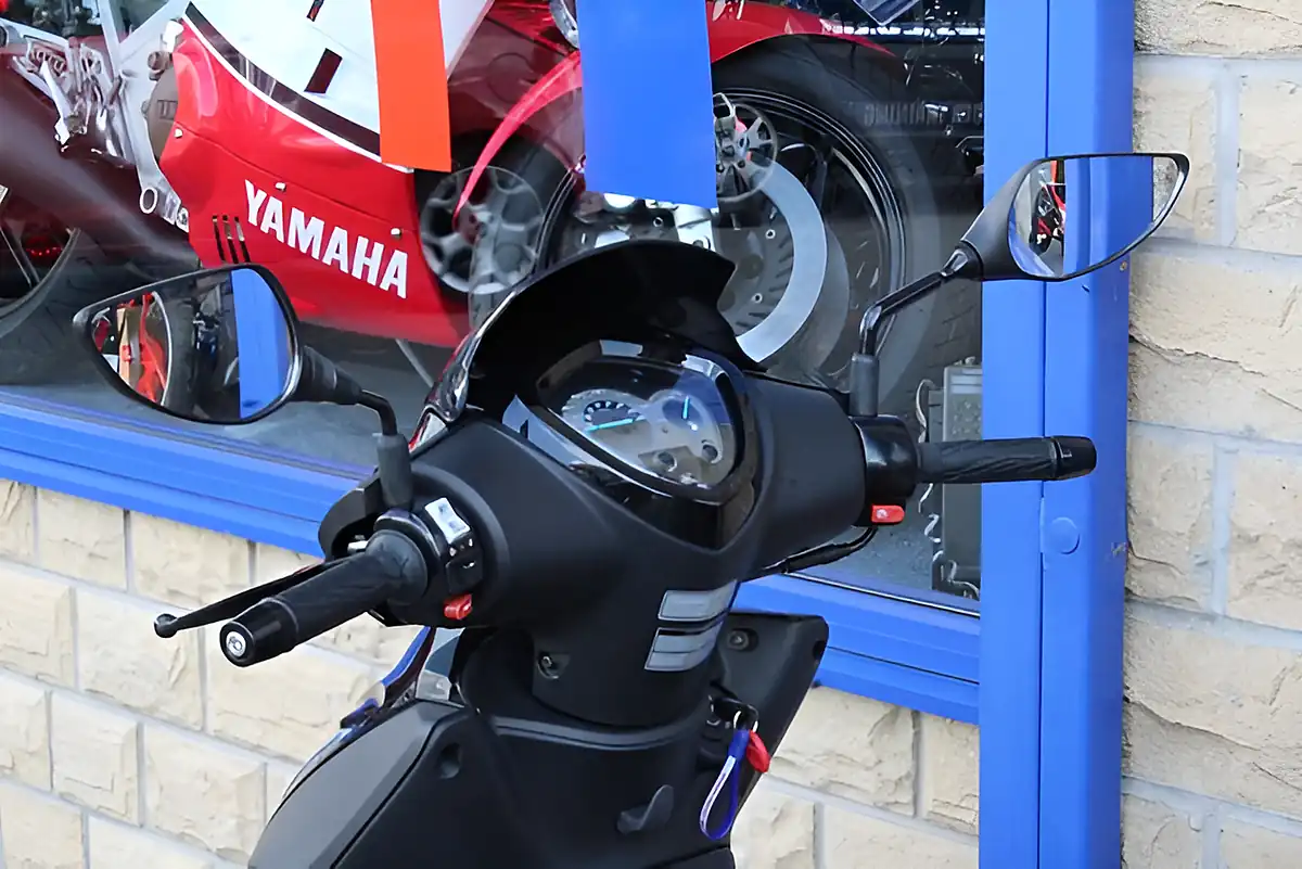 Used 2025 Kymco Agility City 125 City With Top Box Black - Interior and Exterior details 19