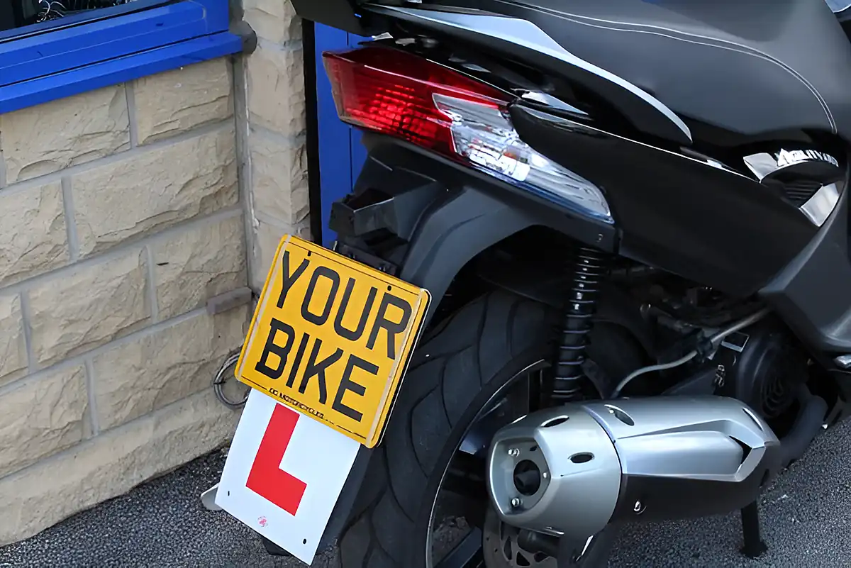 Used 2025 Kymco Agility City 125 City With Top Box Black - Interior and Exterior details 6