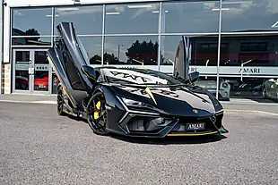 Used 2025 Lamborghini Revuelto S-a Nero Helene - Interior and Exterior details 18