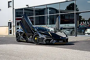 Used 2025 Lamborghini Revuelto S-a Nero Helene - Interior and Exterior details 19
