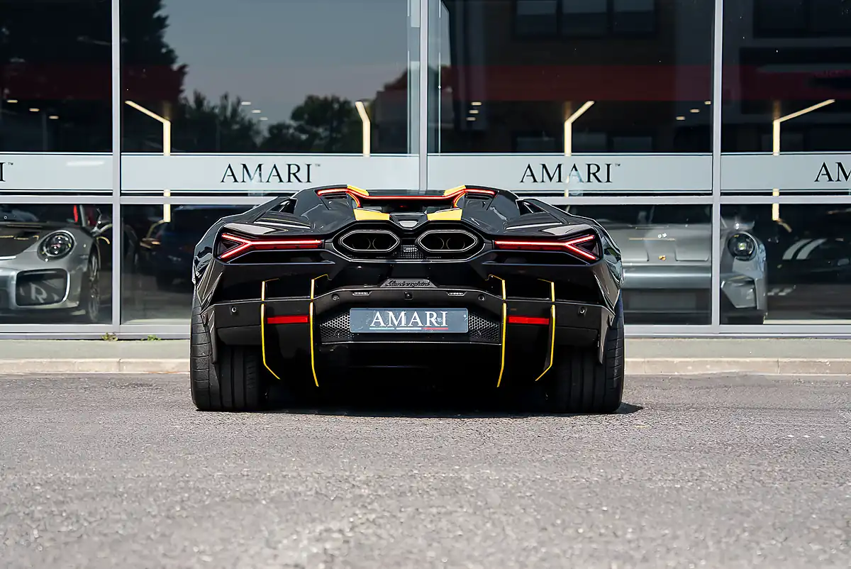 Used 2025 Lamborghini Revuelto S-a Nero Helene - Interior and Exterior details 7