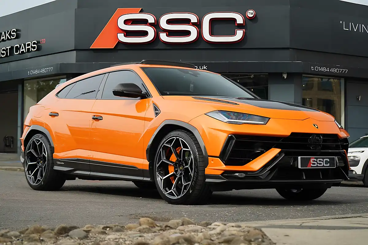 Used 2025 Lamborghini Urus Performante Arancio Borealis (orange) - Interior and Exterior details 3