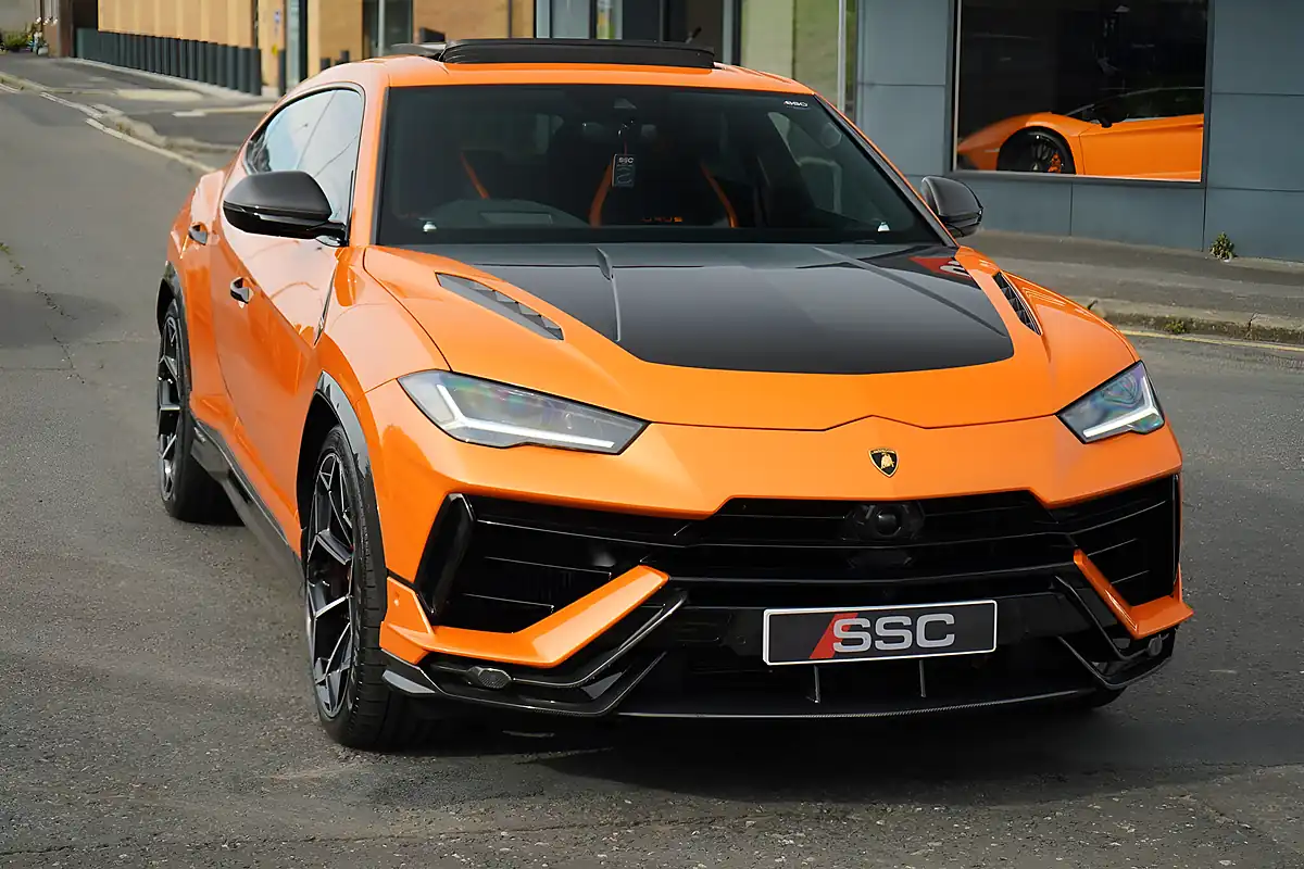 Used 2025 Lamborghini Urus Performante Arancio Borealis (orange) - Interior and Exterior details 6