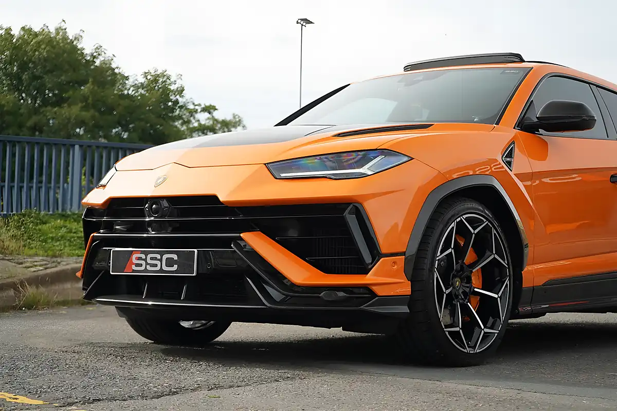 Used 2025 Lamborghini Urus Performante Arancio Borealis (orange) - Interior and Exterior details 9