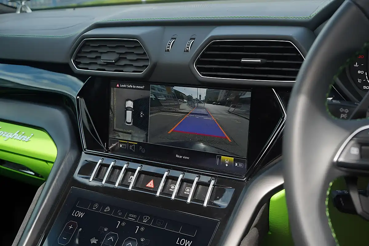 Used 2025 Lamborghini Urus S Black - Interior and Exterior details 18