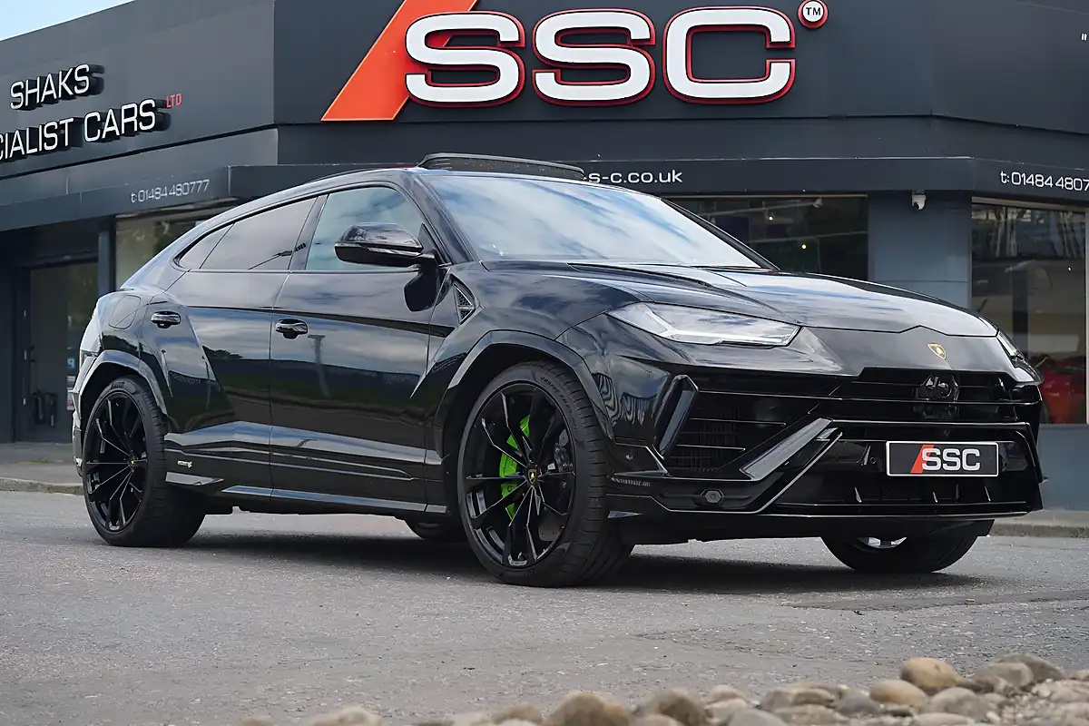 Used 2025 Lamborghini Urus S Black - Interior and Exterior details 4