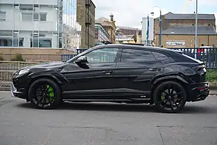 Used 2025 Lamborghini Urus S Black - Interior and Exterior details 7