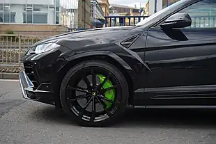 Used 2025 Lamborghini Urus S Black - Interior and Exterior details 8