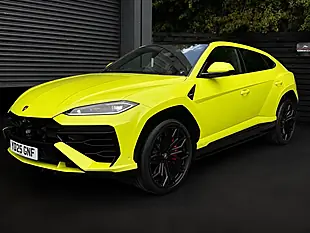Used 2025 Lamborghini Urus Se Green - Interior and Exterior details 11