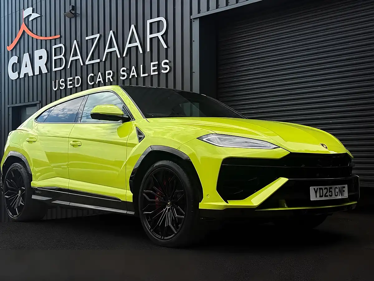 Used 2025 Lamborghini Urus Se Green - Interior and Exterior details 20