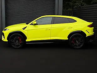 Used 2025 Lamborghini Urus Se Green - Interior and Exterior details 4