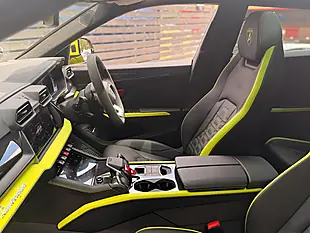 Used 2025 Lamborghini Urus Se Green - Interior and Exterior details 6