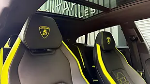 Used 2025 Lamborghini Urus Se Green - Interior and Exterior details 8