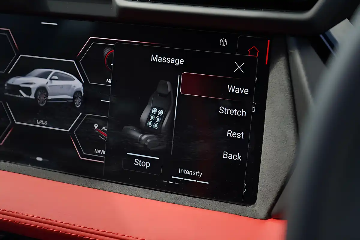Used 2025 Lamborghini Urus Se Nero Helene (black) - Interior and Exterior details 15