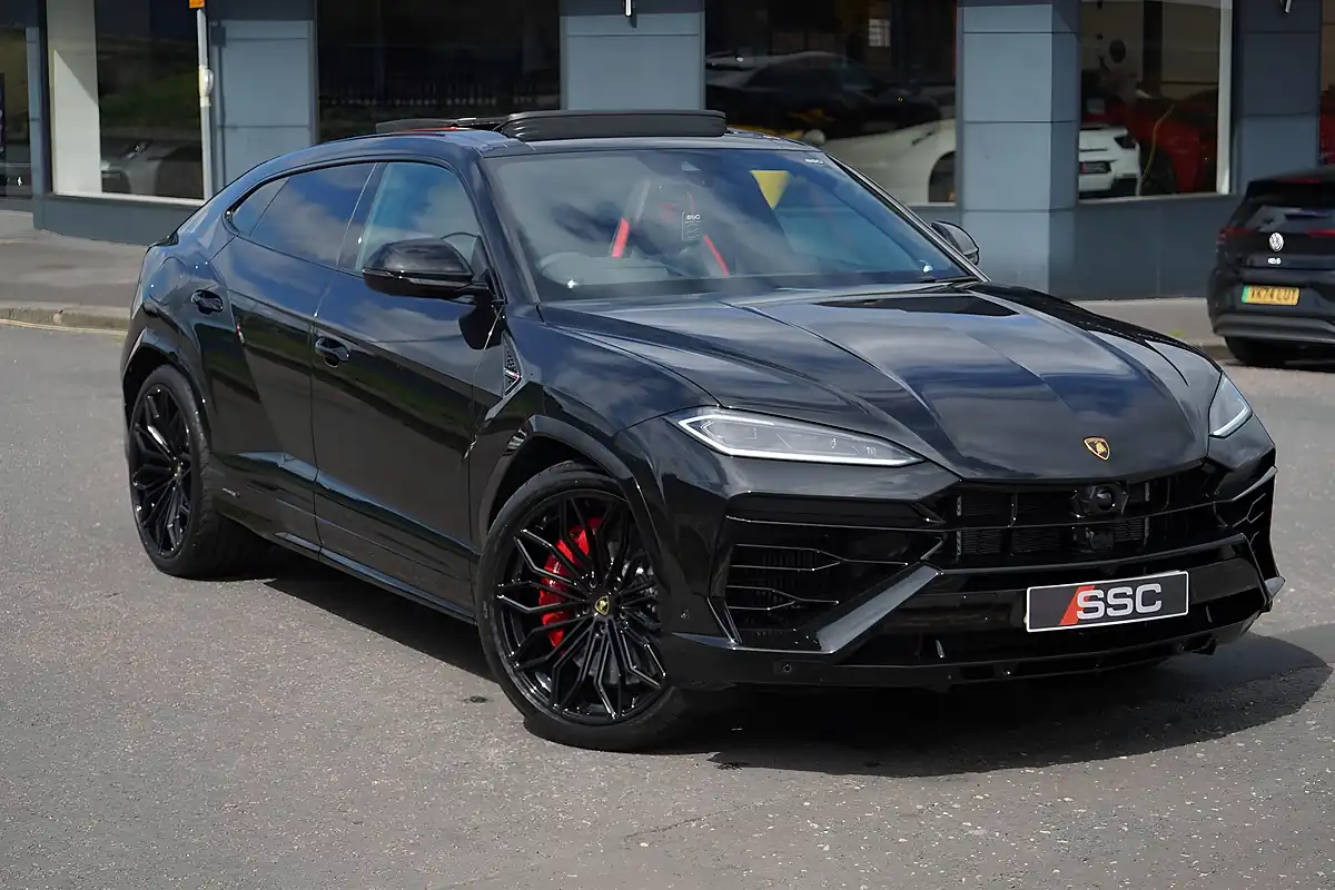 Used 2025 Lamborghini Urus Se Nero Helene (black) - Interior and Exterior details 20