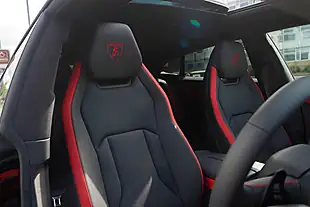 Used 2025 Lamborghini Urus Se Nero Helene (black) - Interior and Exterior details 3