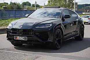 Used 2025 Lamborghini Urus Se Nero Helene (black) - Interior and Exterior details 6