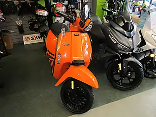 Used 2025 Lambretta V-50 Special Orange - Interior and Exterior details 2