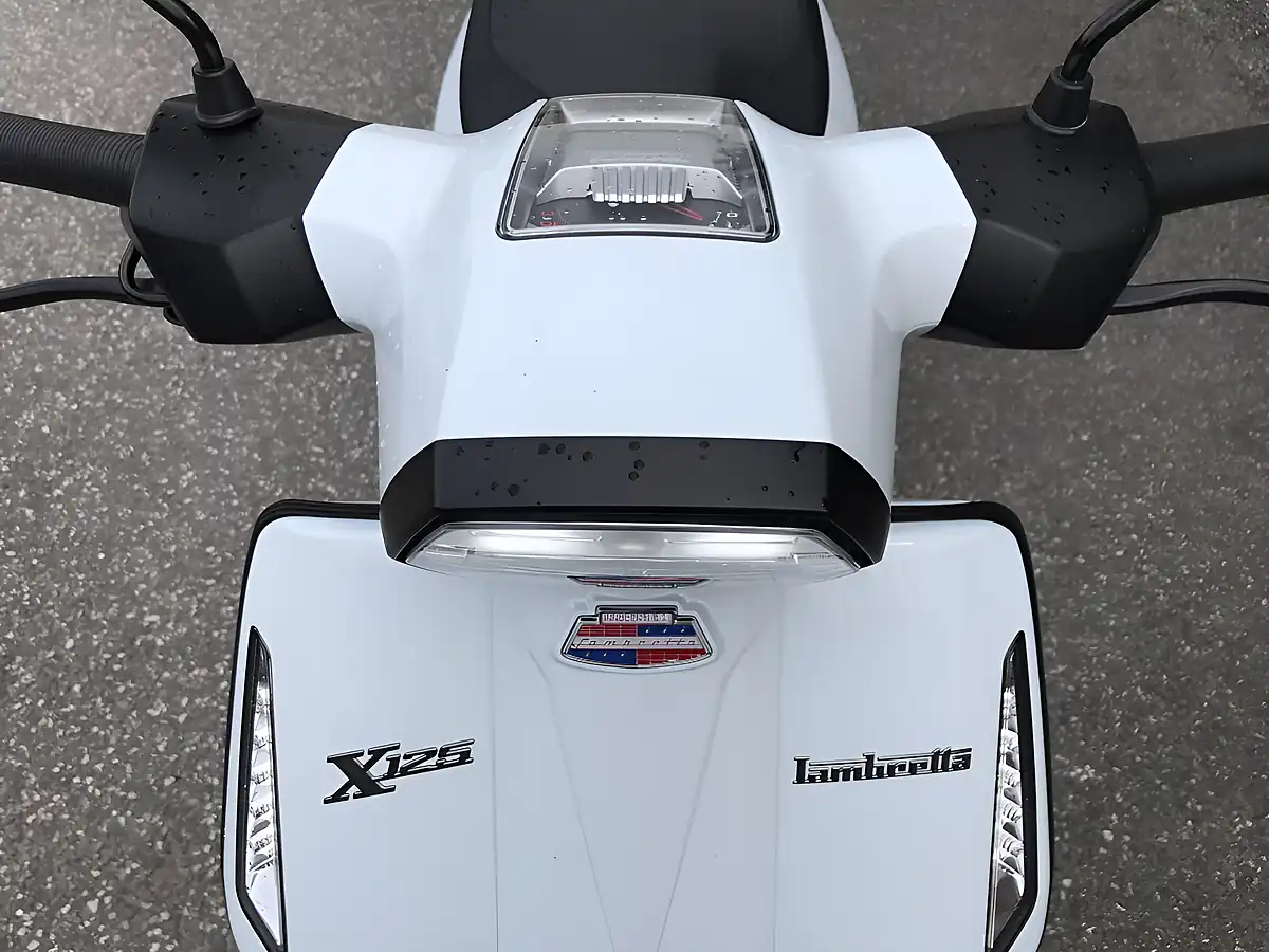 Used 2025 Lambretta X 125 White - Interior and Exterior details 4