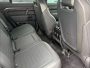 Used 2025 Land Rover Defender 110 Octa Charente Grey Premium Metallic - Interior and Exterior details 8