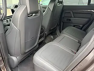 Used 2025 Land Rover Defender 110 Octa Charente Grey Premium Metallic - Interior and Exterior details 9
