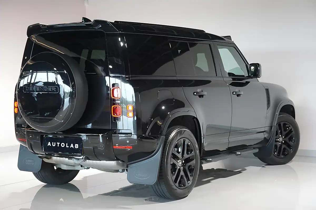Used 2025 Land Rover Defender 110 S Hard Top Santorini Black - Interior and Exterior details 15