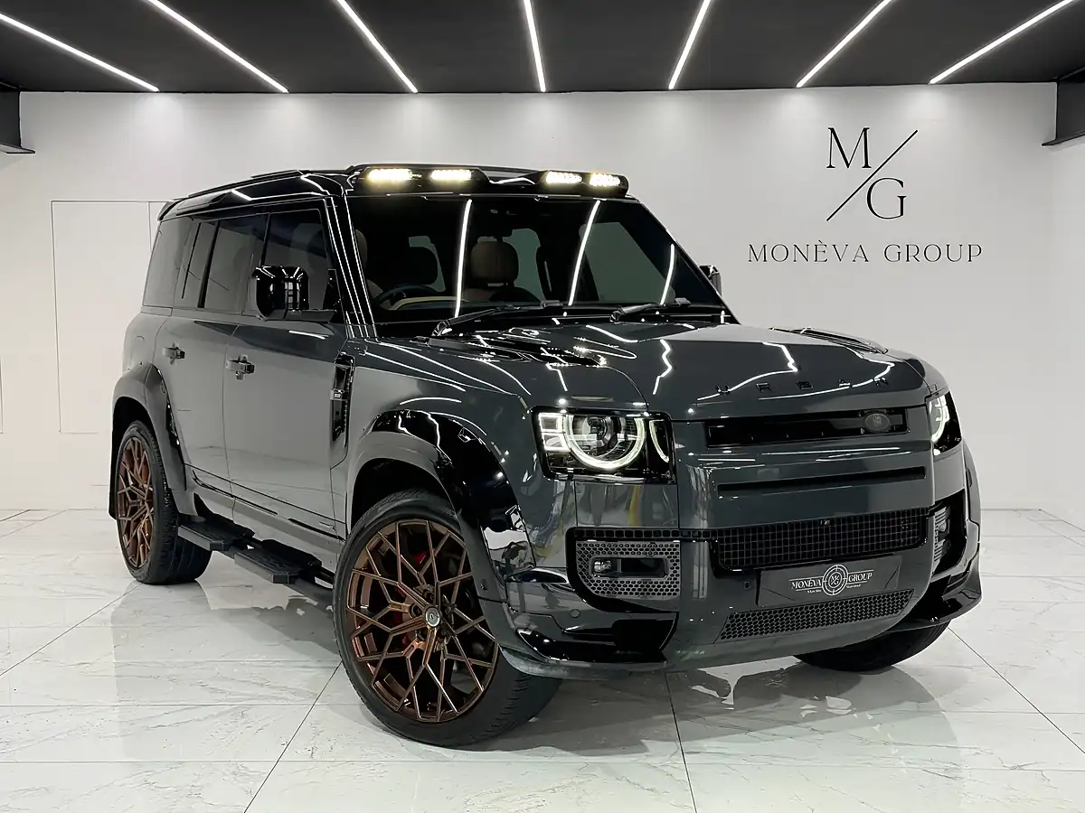 Used 2025 Land Rover Defender 110 X Black - Front View
