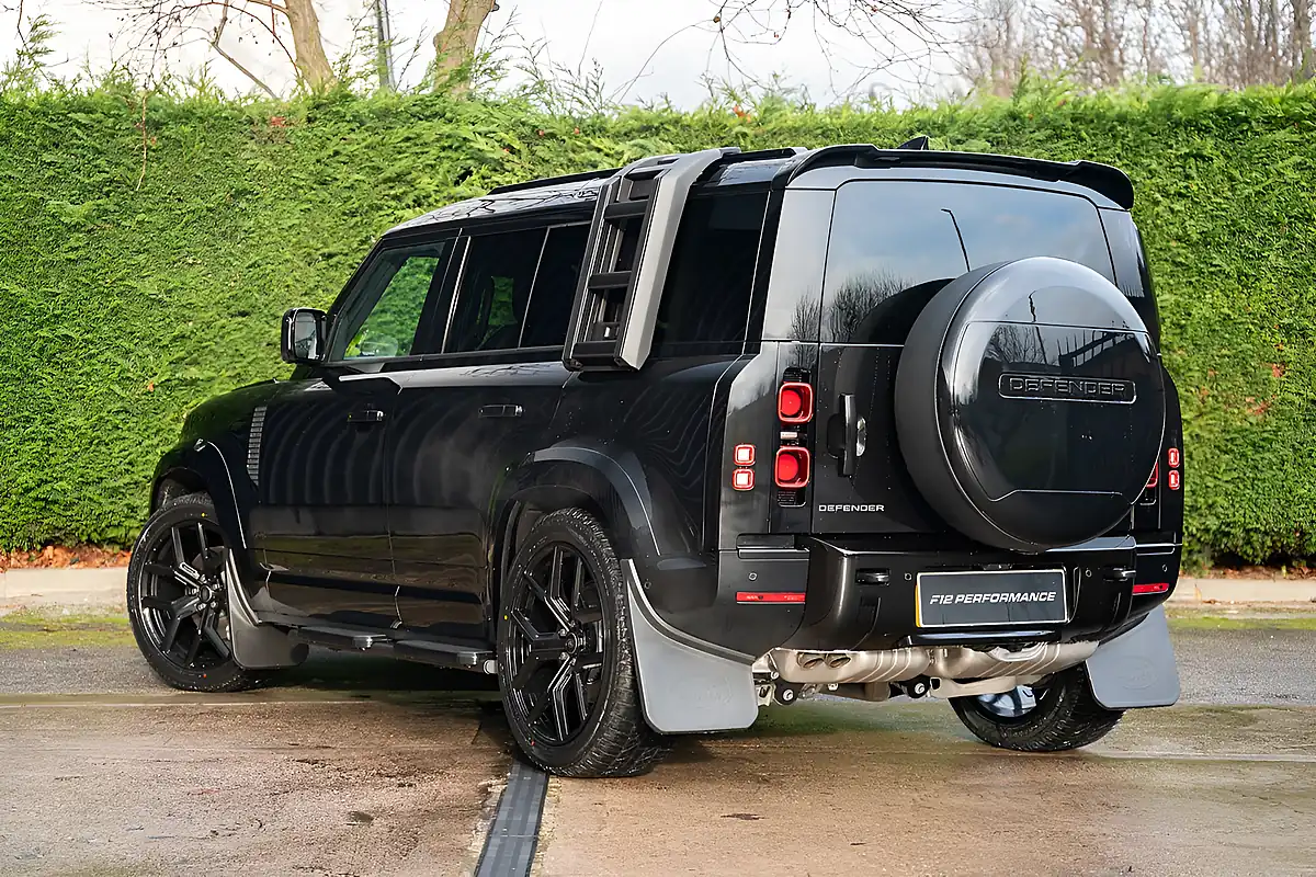 Used 2025 Land Rover Defender 110 X-Dynamic Se Black - Interior and Exterior details 9