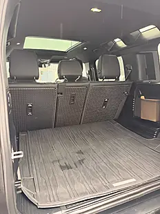 Used 2025 Land Rover Defender 110 X-Dynamic Se Black - Interior and Exterior details 19