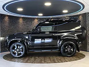 Used 2025 Land Rover Defender 90 X-Dynamic Hse Black - Interior and Exterior details 5
