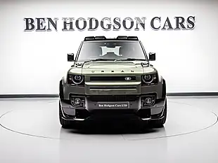 Used 2025 Land Rover Defender 90 X-Dynamic Se Green - Interior and Exterior details 20