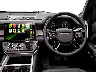 Used 2025 Land Rover Defender 90 X-Dynamic Se Green - Interior and Exterior details 9