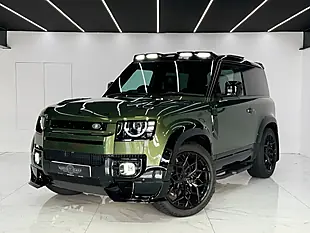 Used 2025 Land Rover Defender 90 X-Dynamic Se Woolstone Green - Interior and Exterior details 2