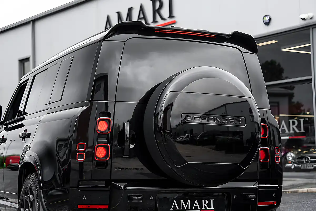 Used 2025 Land Rover Defender X-Dynamic Hse Black - Interior and Exterior details 17