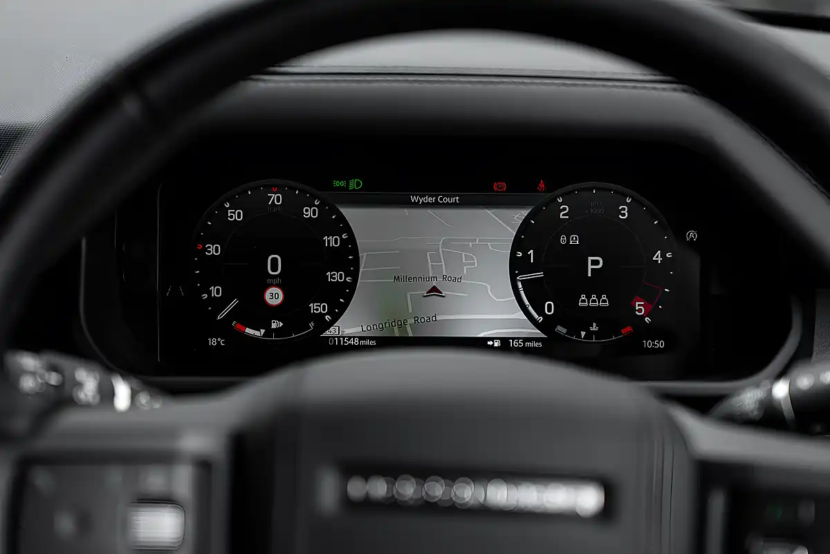 Used 2025 Land Rover Defender X-Dynamic Hse Black - Interior and Exterior details 19