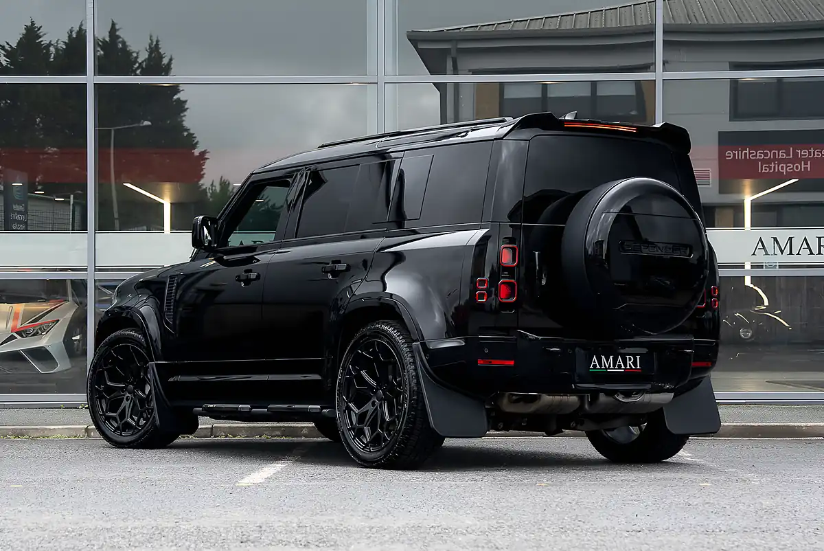 Used 2025 Land Rover Defender X-Dynamic Hse Black - Interior and Exterior details 3