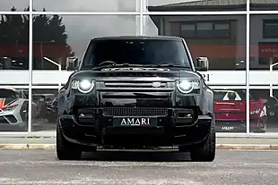 Used 2025 Land Rover Defender X-Dynamic Hse Black - Interior and Exterior details 4