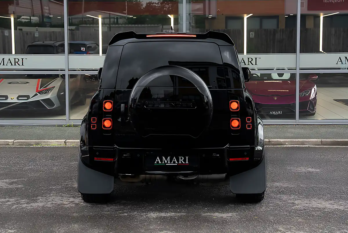 Used 2025 Land Rover Defender X-Dynamic Hse Black - Interior and Exterior details 8