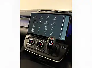 Used 2025 Land Rover Defender X-Dynamic Se Hard Top Black - Interior and Exterior details 8