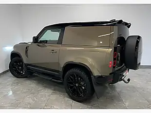 Used 2025 Land Rover Defender X-Dynamic Se Hard Top Brown - Interior and Exterior details 6