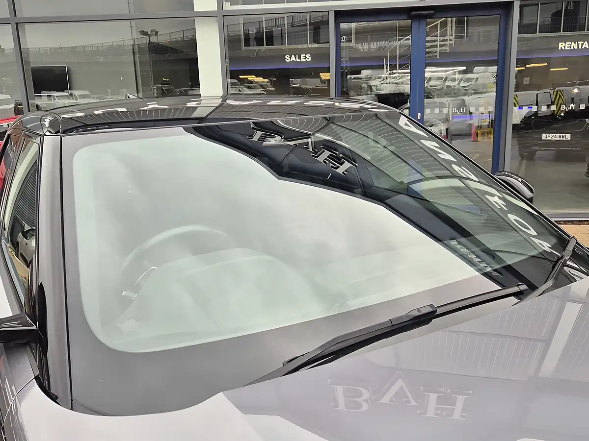 Used 2025 Land Rover Range Rover Evoque Autobiography Grey - Interior and Exterior details 13