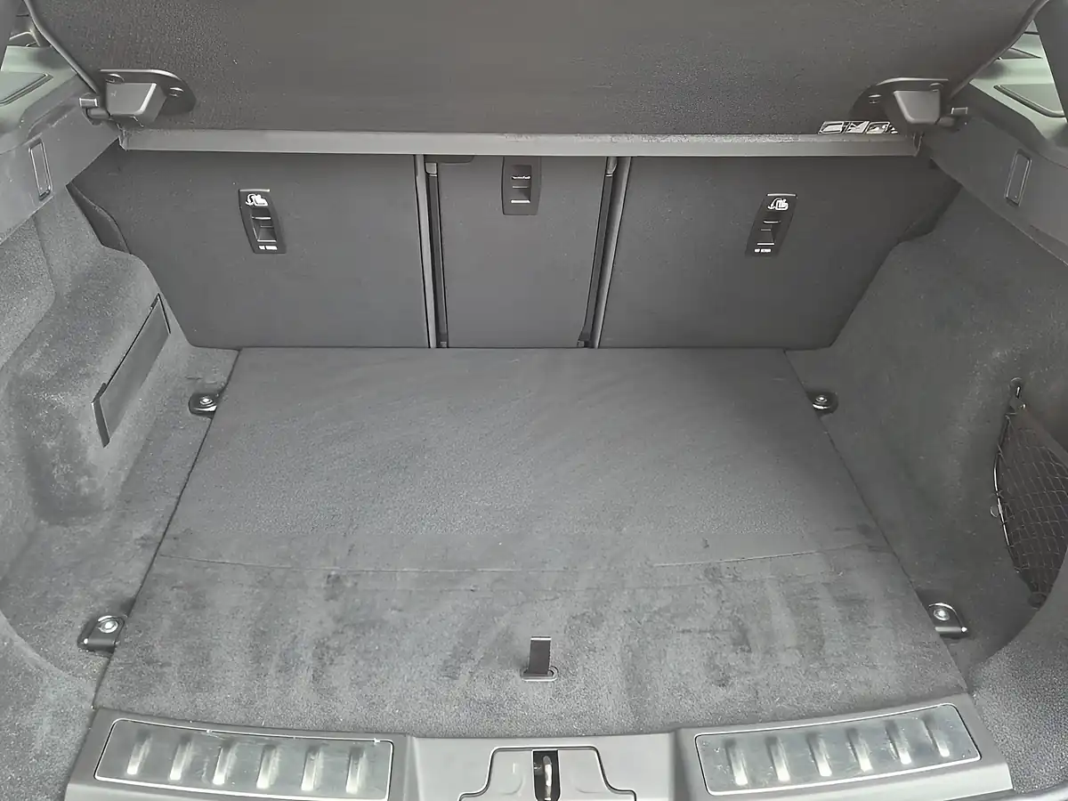 Used 2025 Land Rover Range Rover Evoque Autobiography Grey - Interior and Exterior details 15