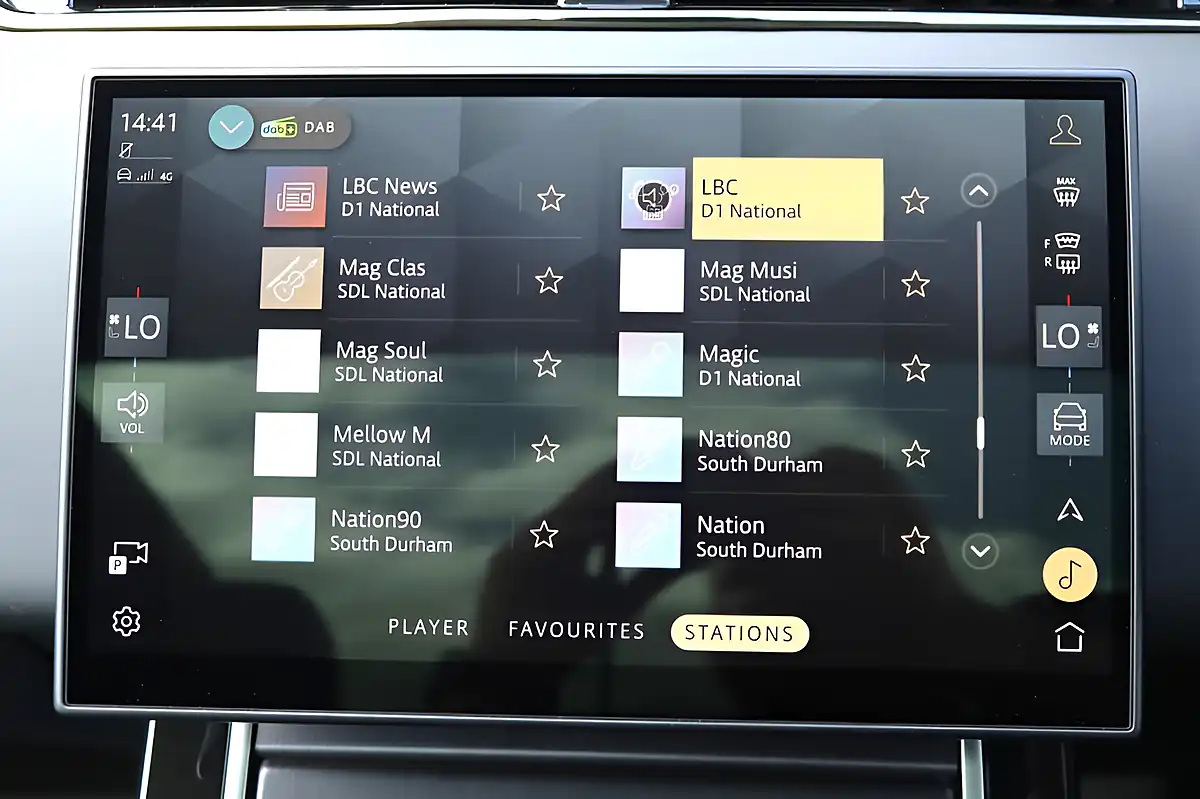 Used 2025 Land Rover Range Rover Evoque Edition Santorini Black - Interior and Exterior details 11