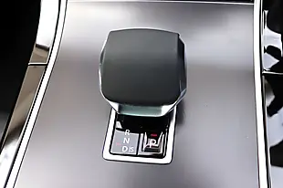 Used 2025 Land Rover Range Rover Evoque Edition Santorini Black - Interior and Exterior details 12