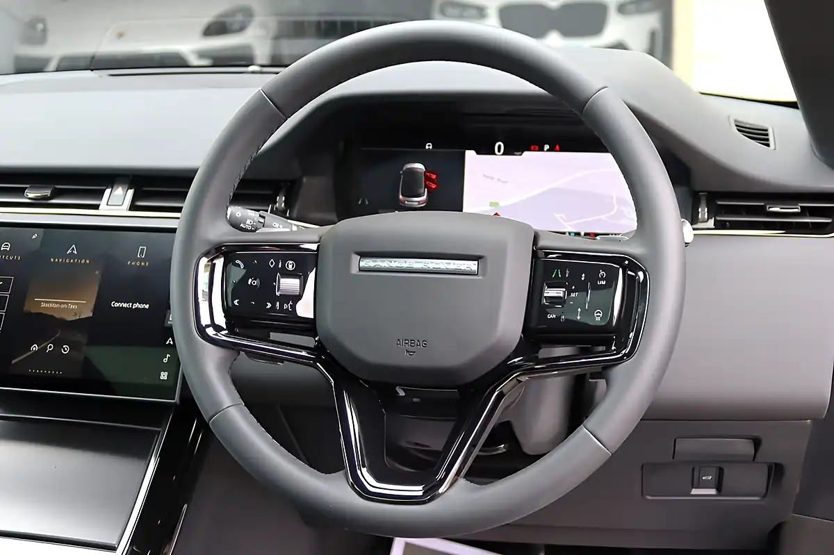 Used 2025 Land Rover Range Rover Evoque Edition Santorini Black - Interior and Exterior details 6