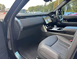Used 2025 Land Rover Range Rover Se Santorini Black - Interior and Exterior details 13